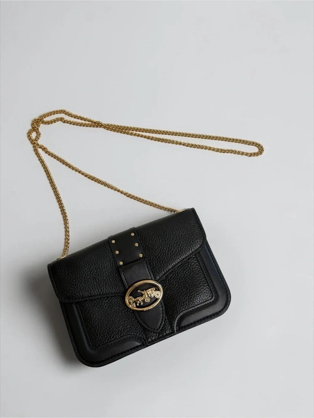 Coach Georgie Chain Crossbody Wallet Black Pebble Leather Rivets Gold Horse
